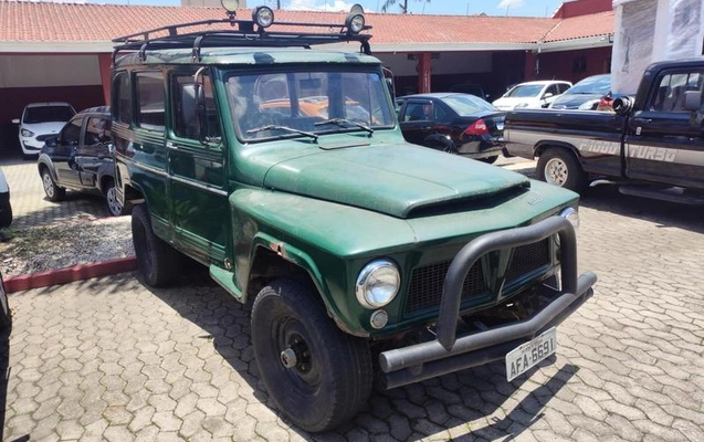 imagem-https://www.socarrao.com.br/sc-vehicle-images-prod/55823/1787322772274-7559106_13_B_bfcfb04513.jpeg