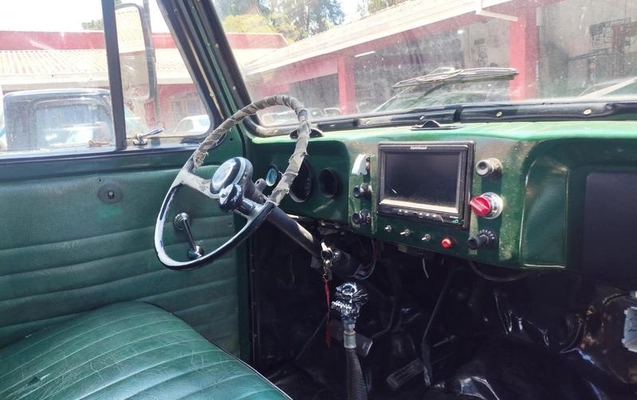 imagem-https://www.socarrao.com.br/sc-vehicle-images-prod/55823/1787322772276-7559106_6_B_5f75d5207a.jpeg