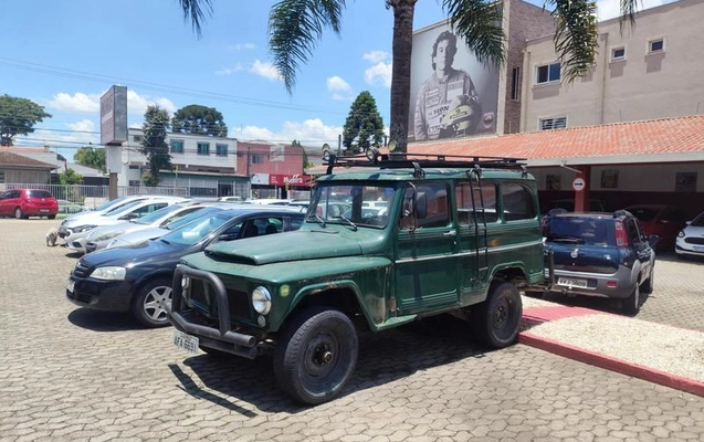 imagem-https://www.socarrao.com.br/sc-vehicle-images-prod/55823/1787322772292-7559106_17_B_0691db3fee.jpeg