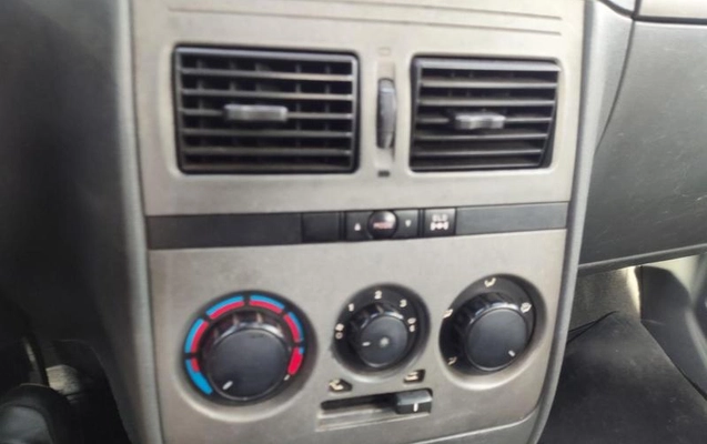 imagem-https://www.socarrao.com.br/sc-vehicle-images-prod/55825/1789393241189-7598626_1_B_df3285713d.jpeg
