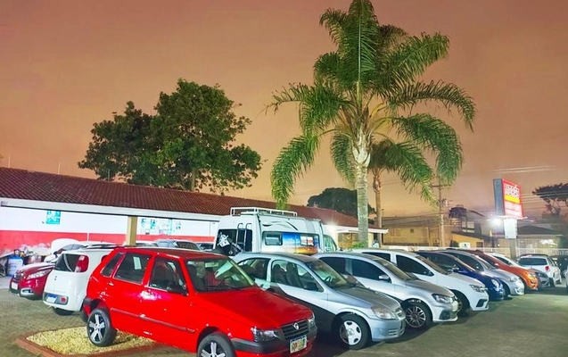 imagem-https://www.socarrao.com.br/sc-vehicle-images-prod/55838/1776363784393-7693668_24_B_384dbe9ec3.jpeg