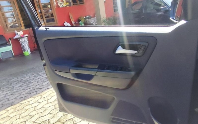 imagem-https://www.socarrao.com.br/sc-vehicle-images-prod/55838/1776363784403-7693668_11_B_71541419d6.jpeg