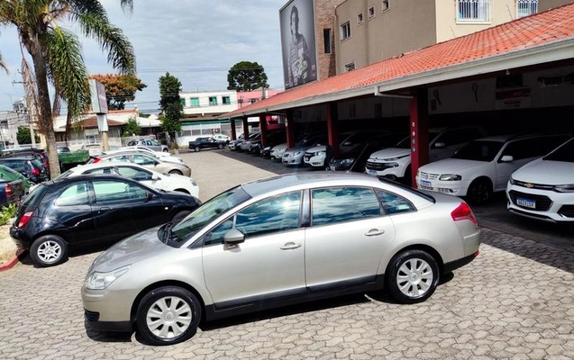imagem-https://www.socarrao.com.br/sc-vehicle-images-prod/55838/1776363784406-7693668_16_B_976f29ae04.jpeg