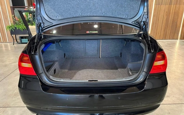 imagem-https://www.socarrao.com.br/sc-vehicle-images-prod/5585/1771436702484-vehicle_image_1762883914_fe6e55c89d331b39d95bce3f5bf1d8a3.jpeg