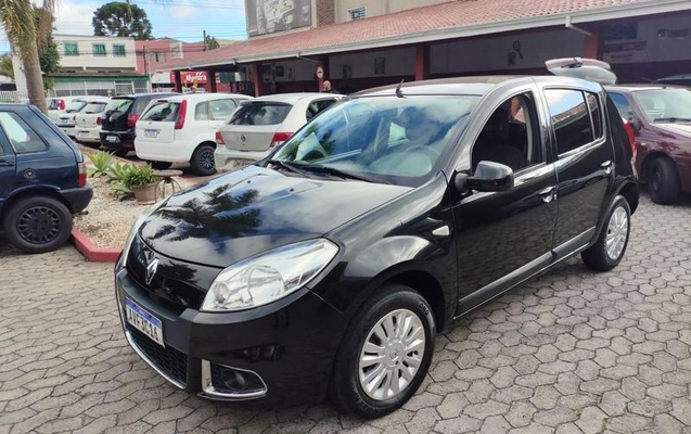imagem-https://www.socarrao.com.br/sc-vehicle-images-prod/55854/1769989144692-7244203OR_1769177514_69_650.jpg
