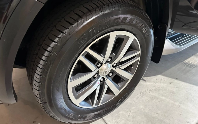 imagem-https://www.socarrao.com.br/sc-vehicle-images-prod/5588/1773162646898-vehicle_image_1765637508_293e1a3ac05ab8c9a9ed9b1c0768d3b6.jpeg