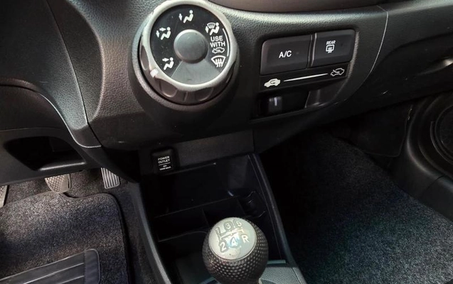 imagem-https://www.socarrao.com.br/sc-vehicle-images-prod/55946/1789149753690-7563879_7_B_34fac80e24.jpeg