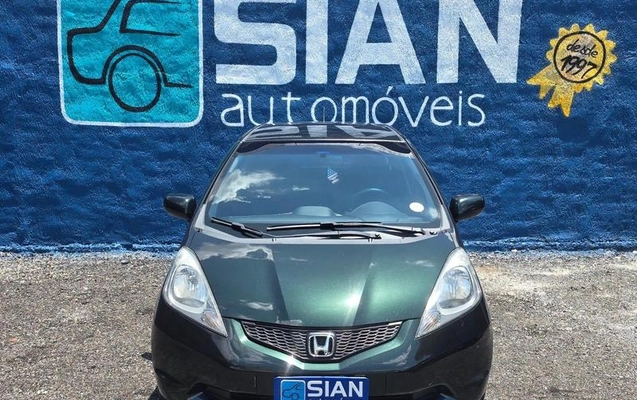 imagem-https://www.socarrao.com.br/sc-vehicle-images-prod/55946/1789149753696-7563879_12_B_50cb5a8769.jpeg