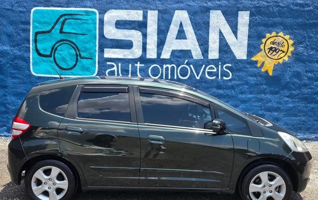 imagem-https://www.socarrao.com.br/sc-vehicle-images-prod/55946/1789149753698-7563879_14_B_f6520f58bf.jpeg