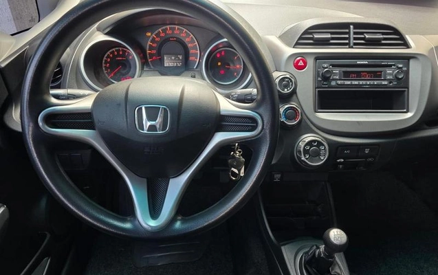 imagem-https://www.socarrao.com.br/sc-vehicle-images-prod/55946/1789149753701-7563879_16_B_f501acd484.jpeg
