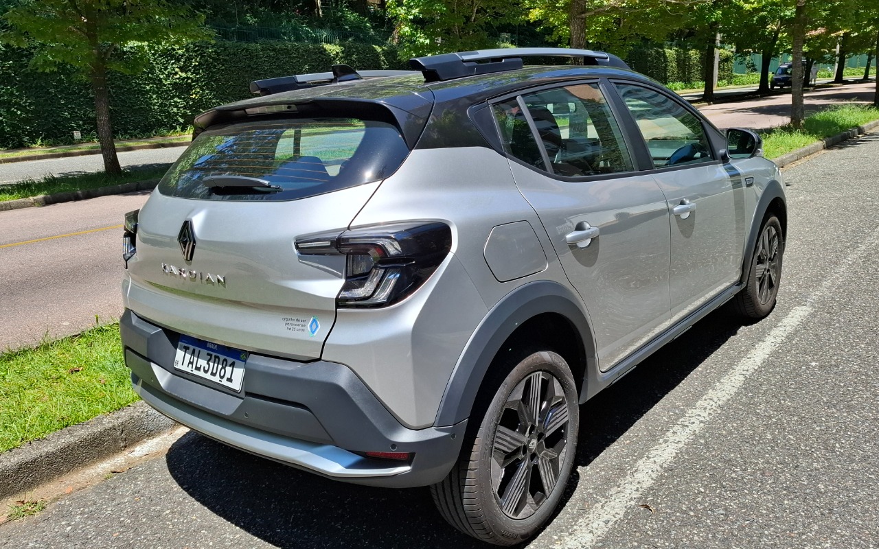 imagem-https://www.socarrao.com.br/sc-vehicle-images-prod/56130/1769989461828-6834266OR_39108200_1754657568_70810.jpg