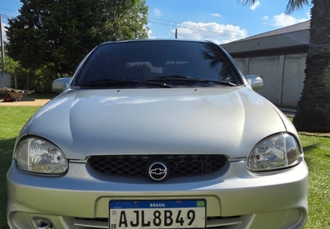 Chevrolet Corsa 2001 Cinza — foto 1 de 3