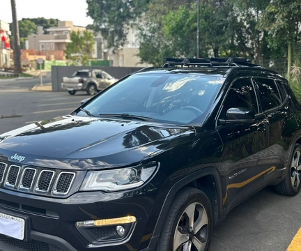 Jeep Compass 2018 Preto — foto 1 de 3
