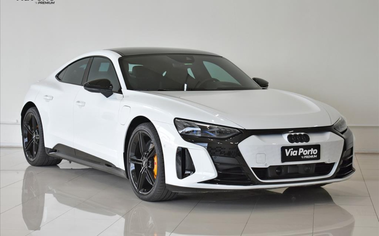 Audi E-Tron E-Tron GT Quattro Aut. (Elétrico) na cor Branco em Curitiba / PR - 56172