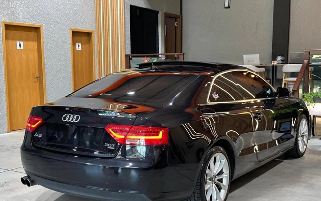 imagem-https://www.socarrao.com.br/sc-vehicle-images-prod/5618/1787688297199-vehicle_image_1769007008_d6ecc0cae7c6a1a0f5a5c0ec051cf039.jpeg