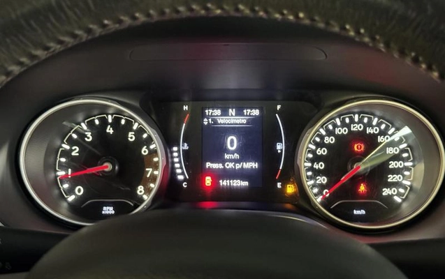 imagem-https://www.socarrao.com.br/sc-vehicle-images-prod/562/1785855192986-7721453_0_B_961fa7d6ea.jpeg
