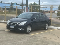 Nissan VERSA 2020 Preto — foto 1 de 3