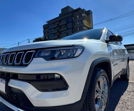 Jeep Compass 2023 Branco — foto 1 de 3
