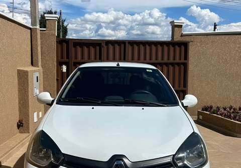 Renault Clio 2016 Branco — foto 1 de 3