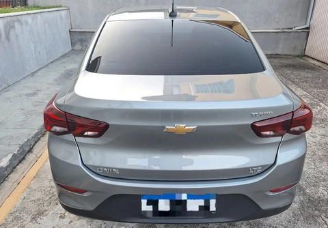 Chevrolet Onix 2024 Cinza — foto 1 de 3