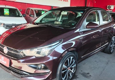 Fiat Cronos DRIVE 1.3 8V Flex 2019 Vermelho — foto 1 de 3