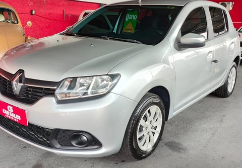 Renault Sandero 2015 Cinza — foto 1 de 3
