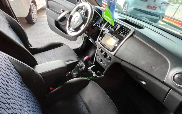 imagem-https://www.socarrao.com.br/sc-vehicle-images-prod/56313/1769989472206-6828682OR_92422100_1754452719_12930.jpg