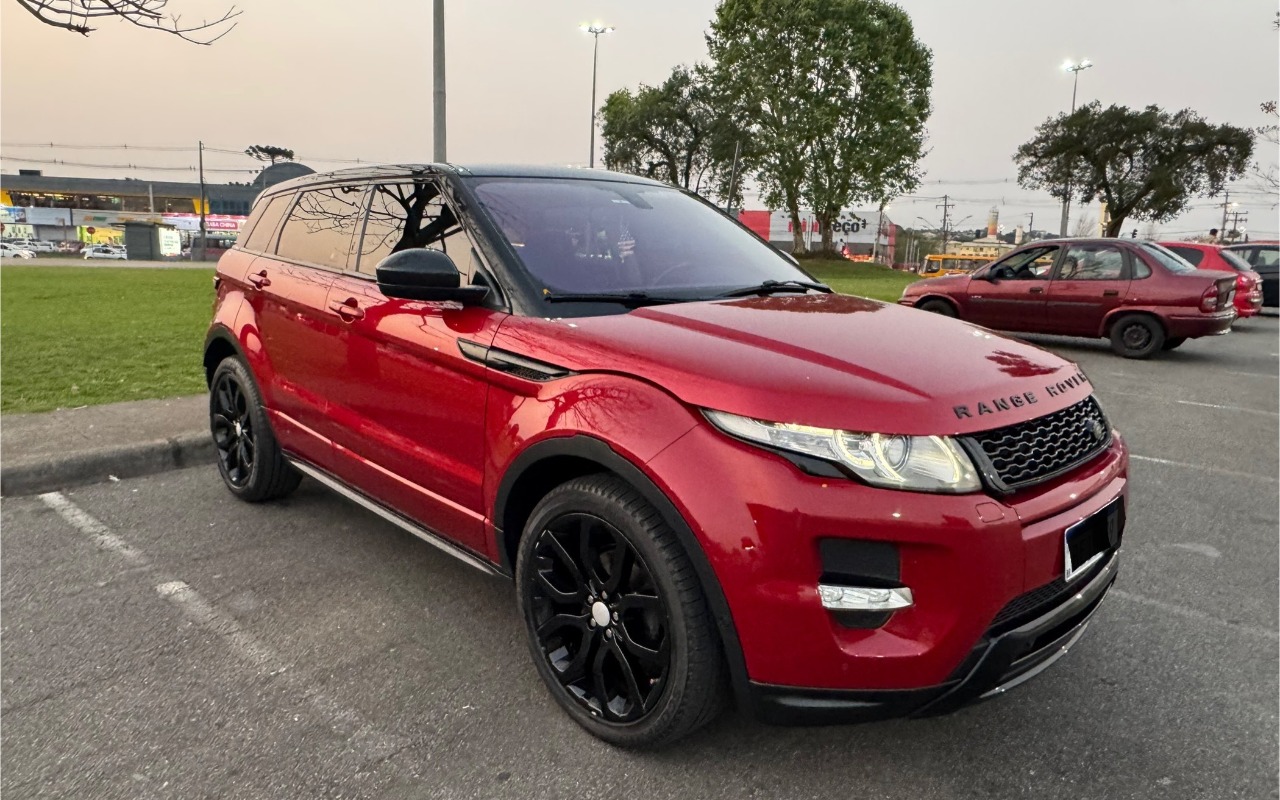 Land Rover Range Rover Evoque Dynamic 2.0 Aut 5p na cor Vermelho em Curitiba / PR - 56317