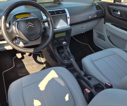 Citroën C4 2011 Cinza — foto 1 de 3