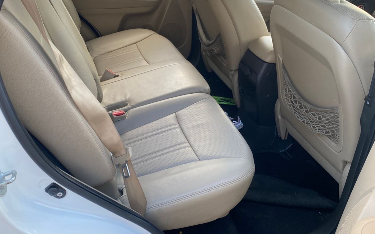 Kia Sorento 2.4 16V 4x2 Aut. 2015 Branco — foto 1 de 3