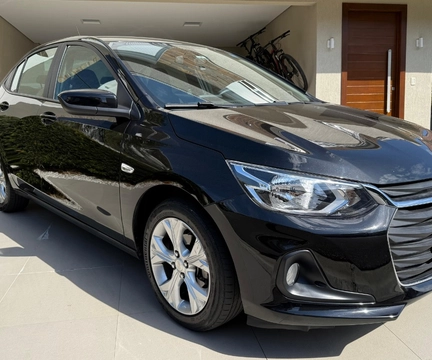 Chevrolet Onix 2024 Preto — foto 1 de 3
