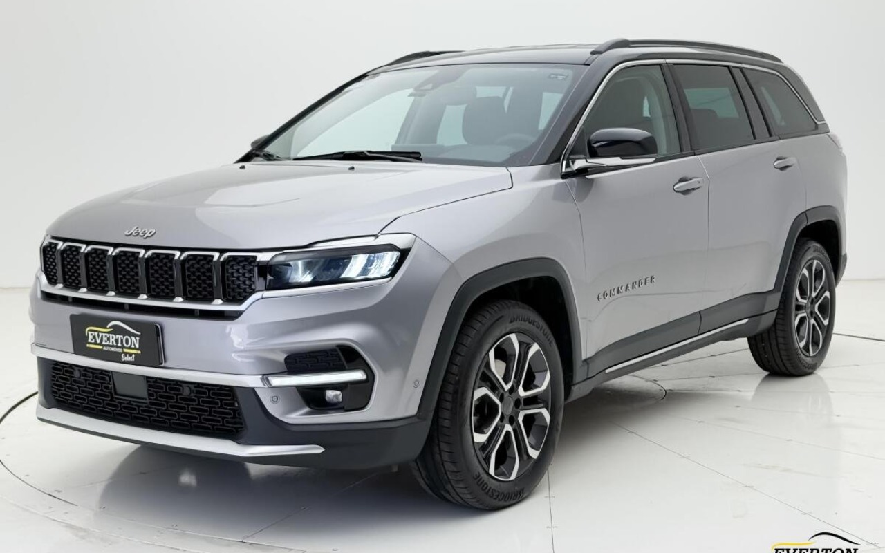 Jeep Commander 2025 Cinza — foto 1 de 3