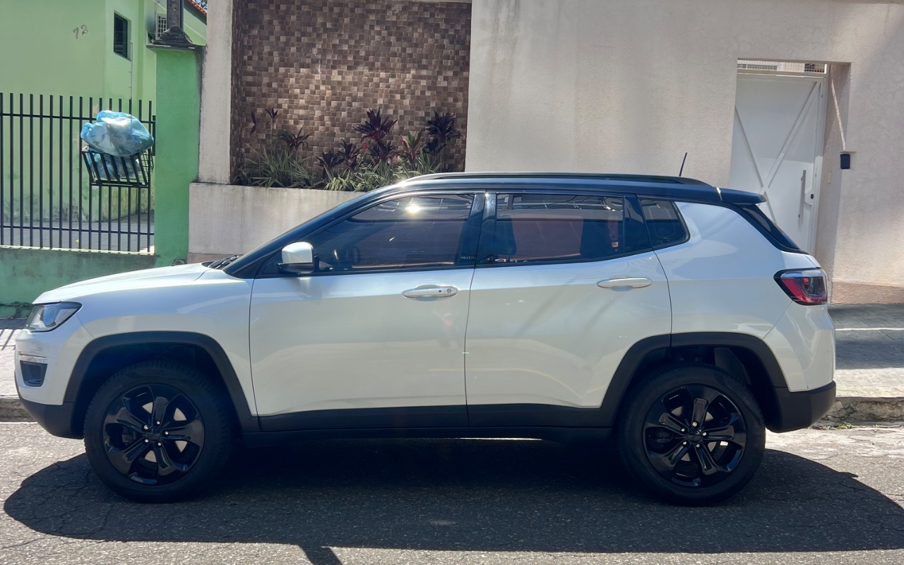 Jeep Compass 2017 Branco — foto 1 de 3