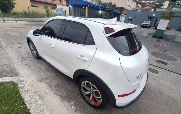 imagem-https://www.socarrao.com.br/sc-vehicle-images-prod/56396/1769989475886-7026300OR_20133600_1762171638_96460.jpg