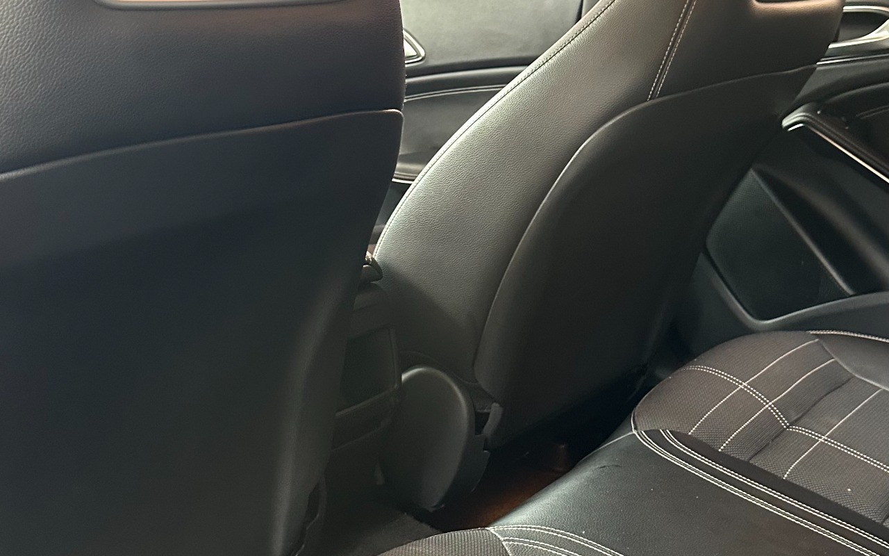 Mercedes-Benz CLA-200 2014 Preto — foto 1 de 3
