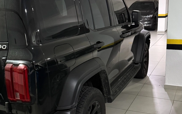 imagem-https://www.socarrao.com.br/sc-vehicle-images-prod/56416/1769989477052-7098957OR_99912100_1764596678_19420.jpg