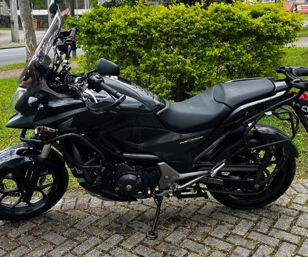 Honda NC 750X/NC 750X ABS 2015 Preto — foto 1 de 3