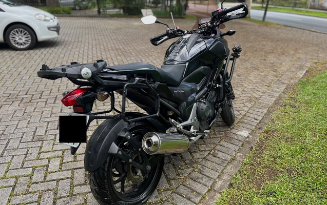 imagem-https://www.socarrao.com.br/sc-vehicle-images-prod/56417/1769989477169-7100651OR_95562300_1764638349_44840.jpg
