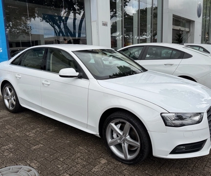 Audi A4 2016 Branco — foto 1 de 3