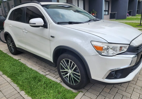 Mitsubishi ASX 2018 Branco — foto 1 de 3