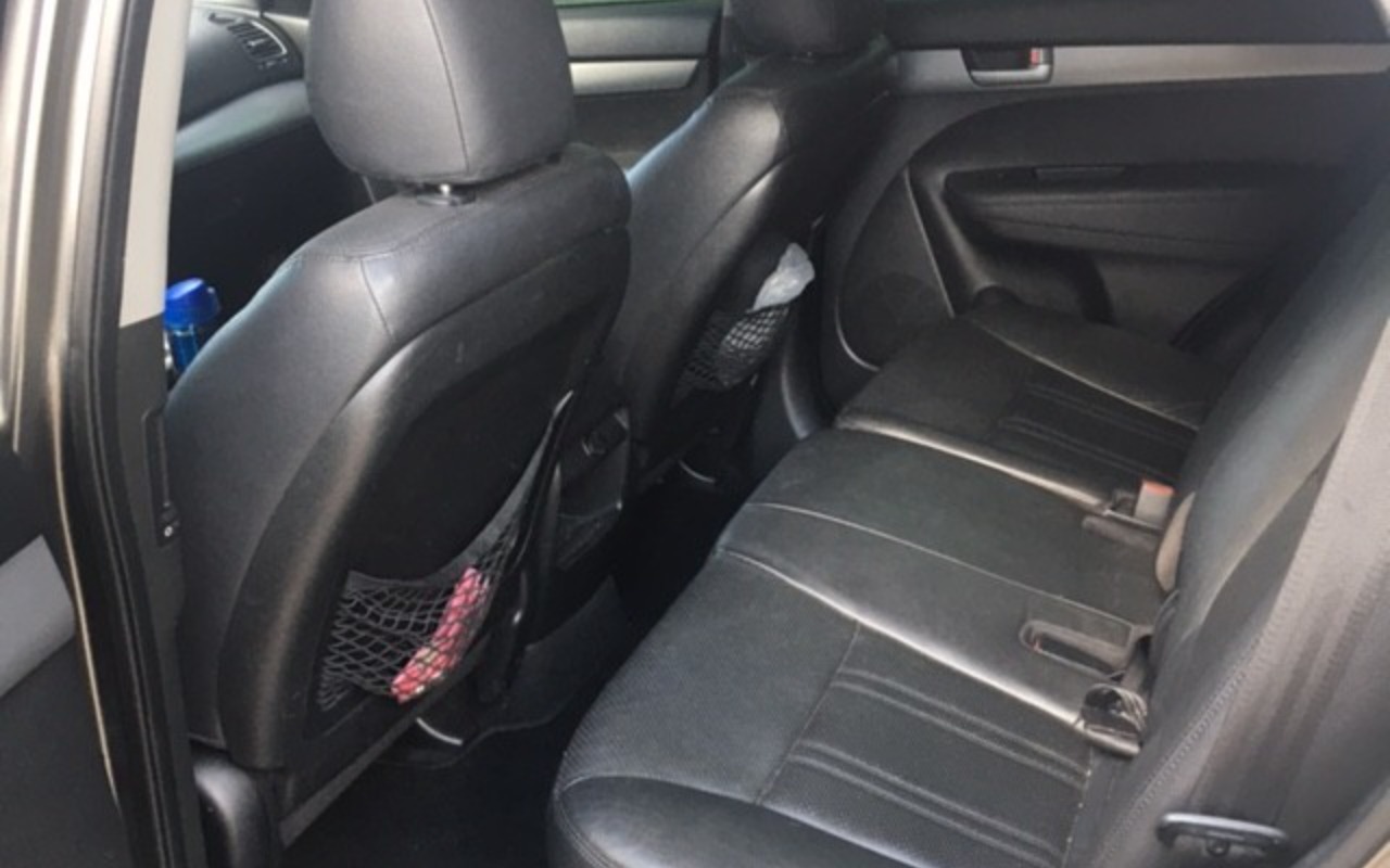 Kia Sorento 2.4 16V 4x2 Aut. 2015 Cinza — foto 1 de 3