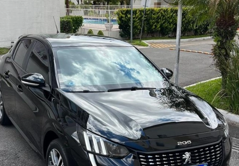 Peugeot 208 2023 Preto — foto 1 de 3