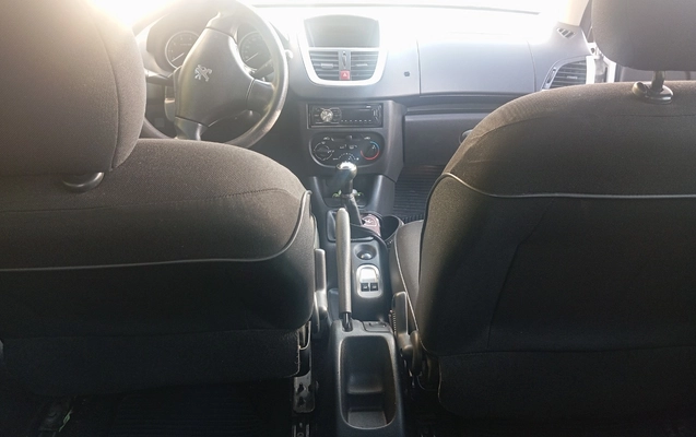 imagem-https://www.socarrao.com.br/sc-vehicle-images-prod/56494/1769989481688-7239926OR_56255400_1769030758_44440.jpg