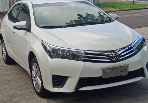 Toyota Corolla 2017 Branco — foto 1 de 3
