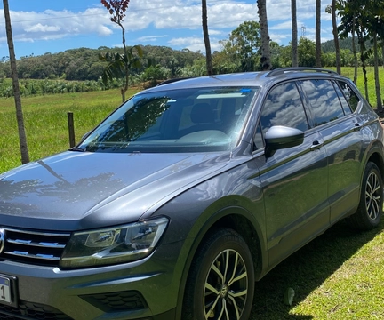 Volkswagen Tiguan 2019 Cinza — foto 1 de 3