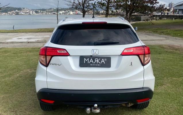 imagem-https://www.socarrao.com.br/sc-vehicle-images-prod/5724/1775566311361-003_ae050d69c5aae606d106a6f7ff0d8e80.jpg