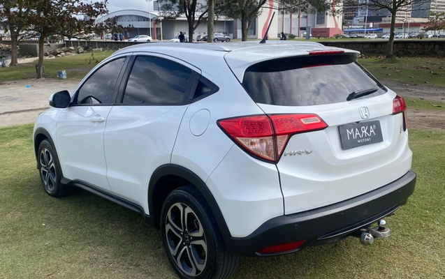 imagem-https://www.socarrao.com.br/sc-vehicle-images-prod/5724/1775566311362-003_2d716673f1cd09d7b5787eab8321fd87.jpg