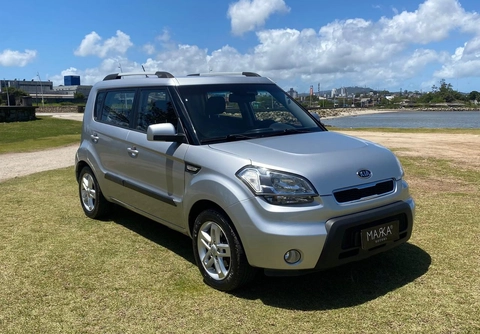 Kia SOUL 2011 Prata — foto 1 de 3