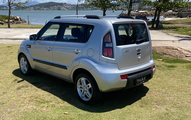 imagem-https://www.socarrao.com.br/sc-vehicle-images-prod/5733/1787778092450-003_a636053f19cfdf795f87fcc0350c78b7.jpg