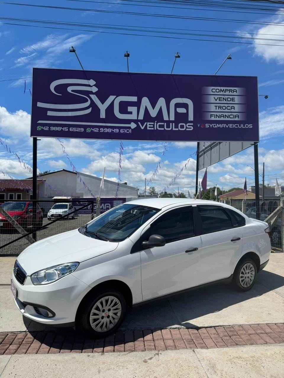 Fiat Grand Siena 2019 Branco — foto 1 de 3
